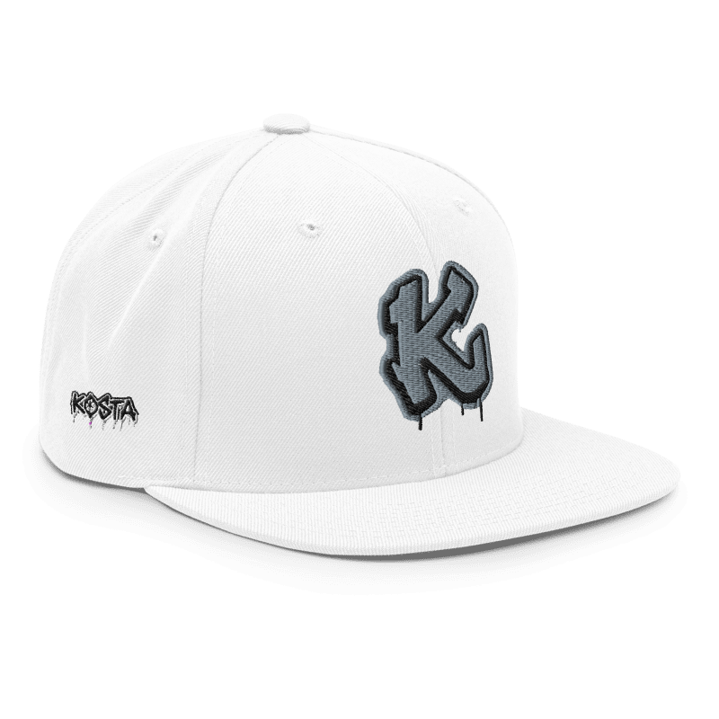 Gorra blanca lado derecho